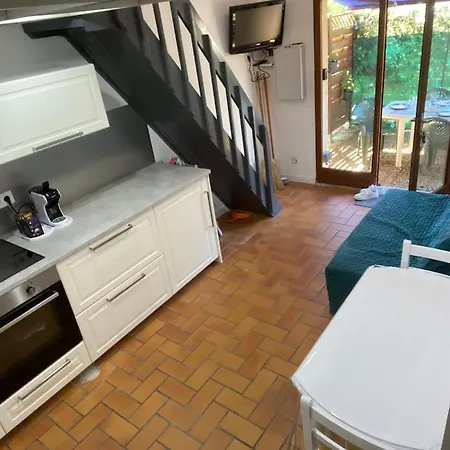 Patio 27m2 5 Pers Pres Port Plages Holiday home *